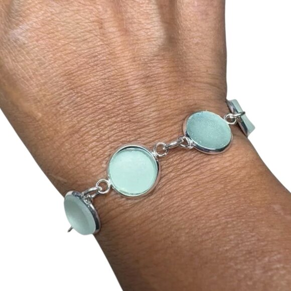 Sea Glass & Silver Plated Cabochon Bracelet - Picture 11 of 11